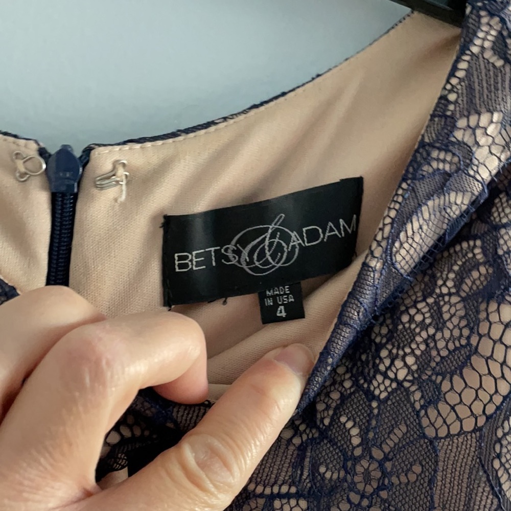 Betsy & Adam Lace Mermaid Dress - Picture 6 of 8